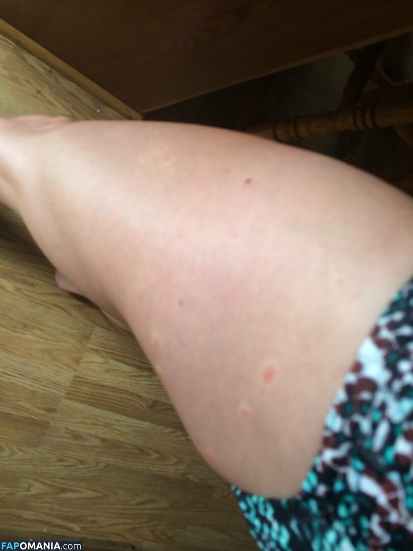 Trenni Kusnierek Nackt Geleaktes Foto #9