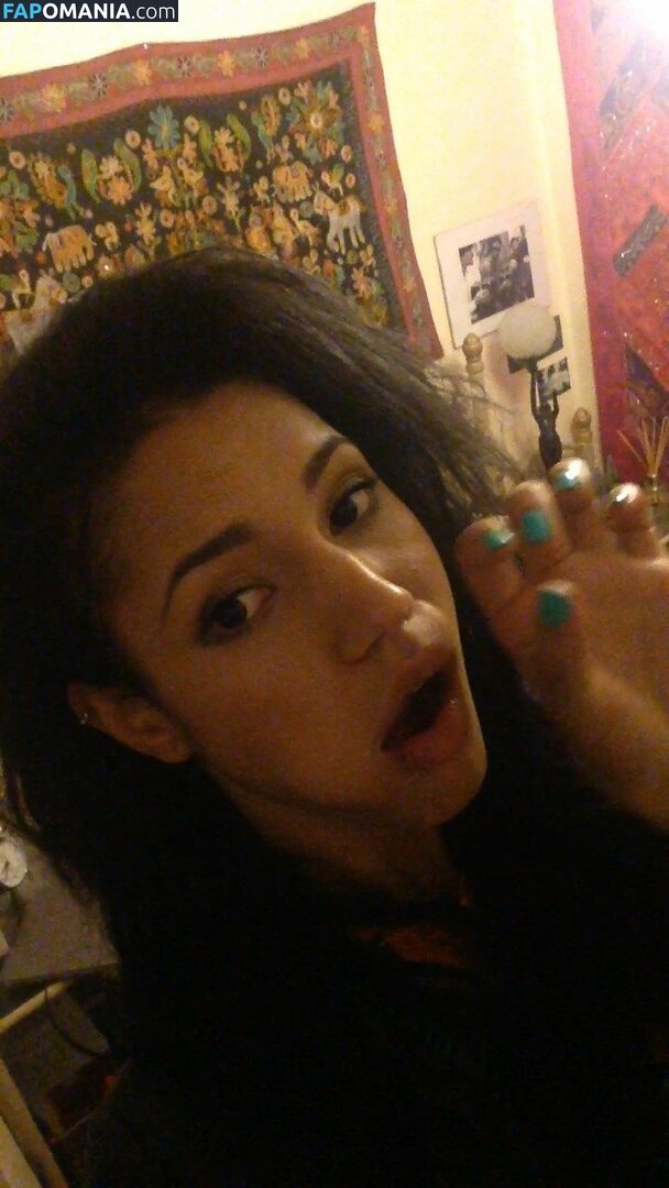 Vick Hope Nackt Geleaktes Foto #45