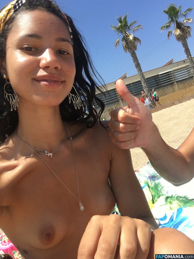 Vick Hope Nackt Geleaktes Foto #200