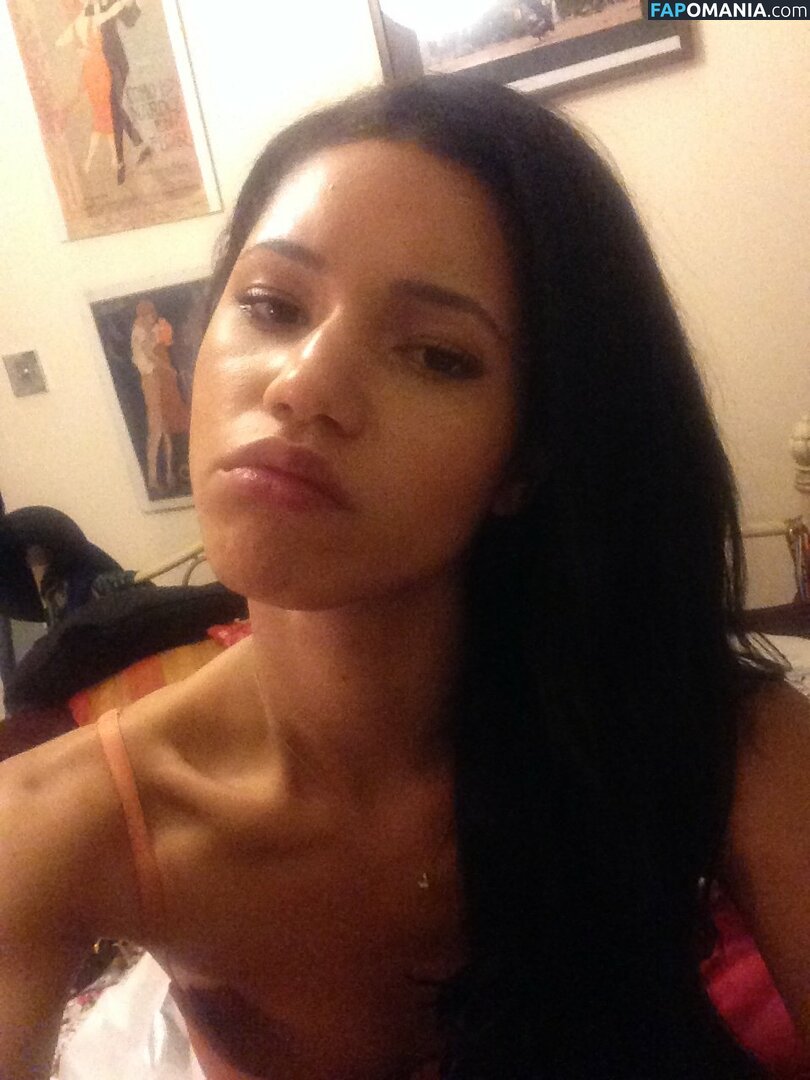 Vick Hope Nackt Geleaktes Foto #255