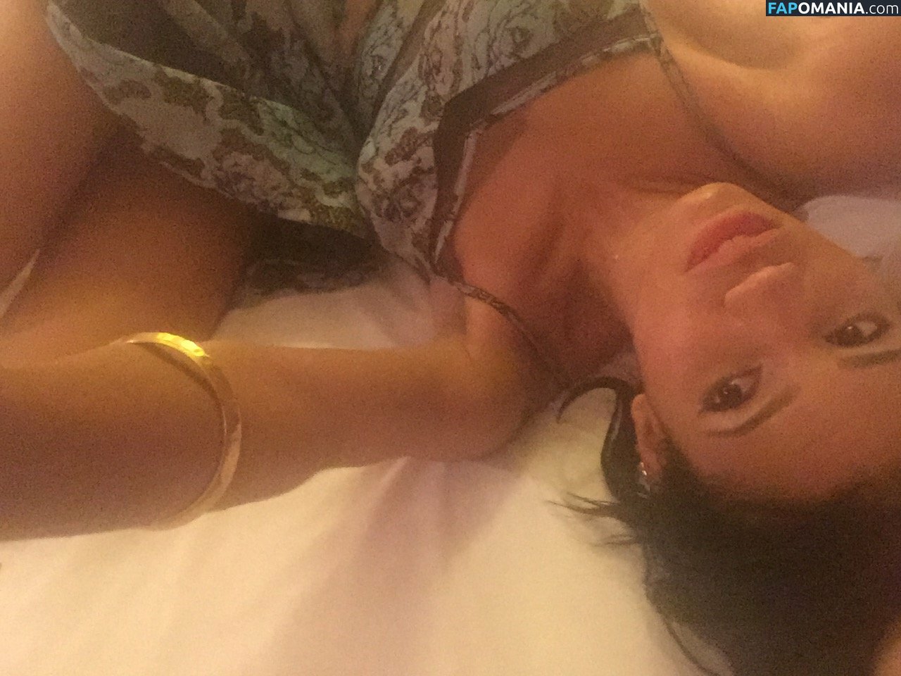 Vick Hope Nackt Geleaktes Foto #284