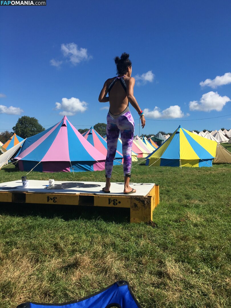 Vick Hope Nackt Geleaktes Foto #321