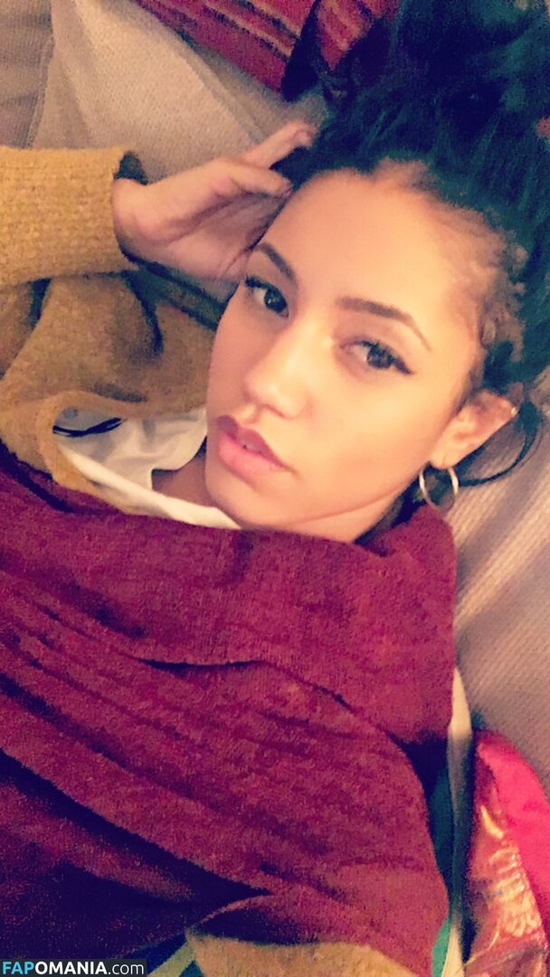 Vick Hope Nackt Geleaktes Foto #344