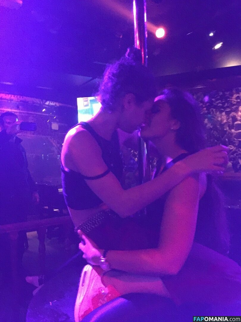 Vick Hope Nackt Geleaktes Foto #370