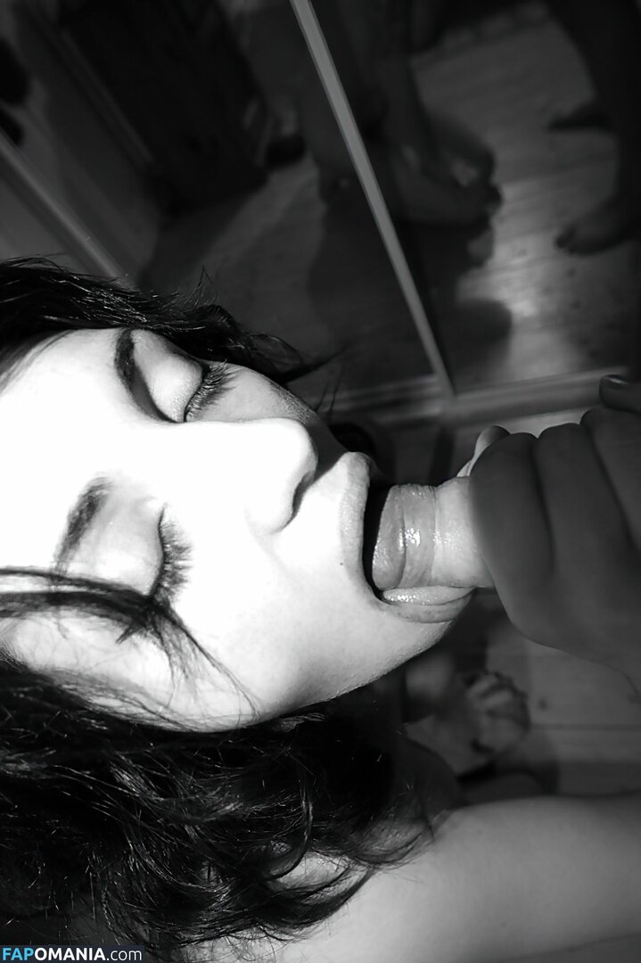 Vonny Moyes Nackt Geleaktes Foto #29