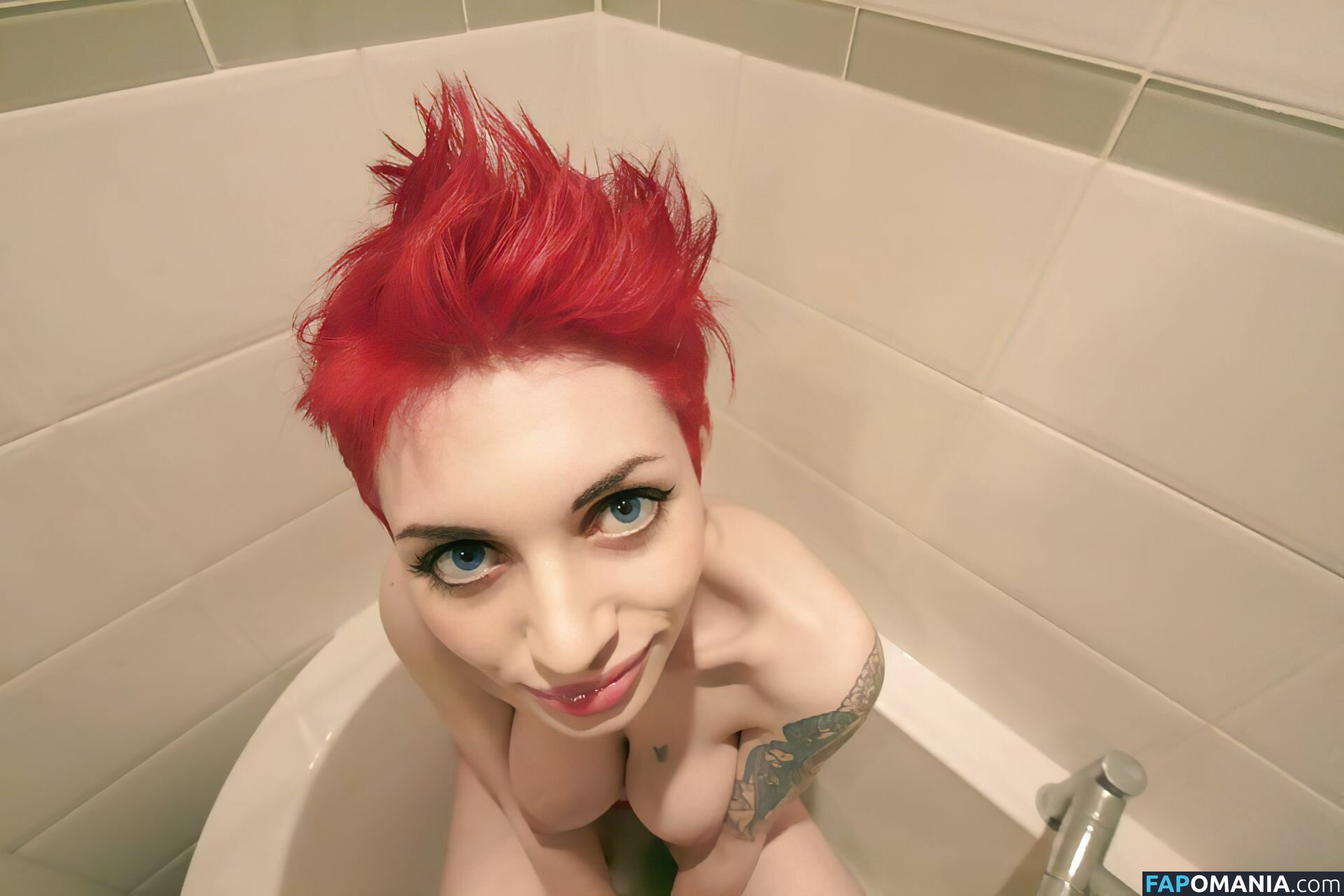 Vonny Moyes Nackt Geleaktes Foto #36