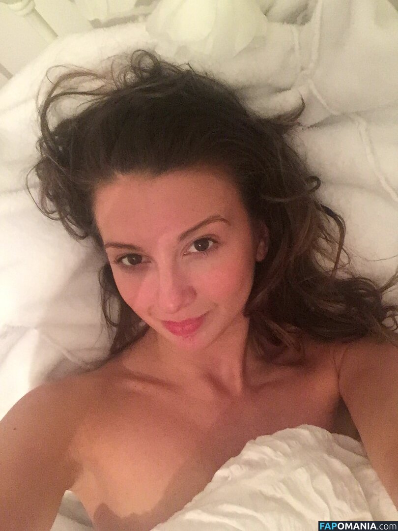 Zizi Strallen Nackt Geleaktes Foto #7