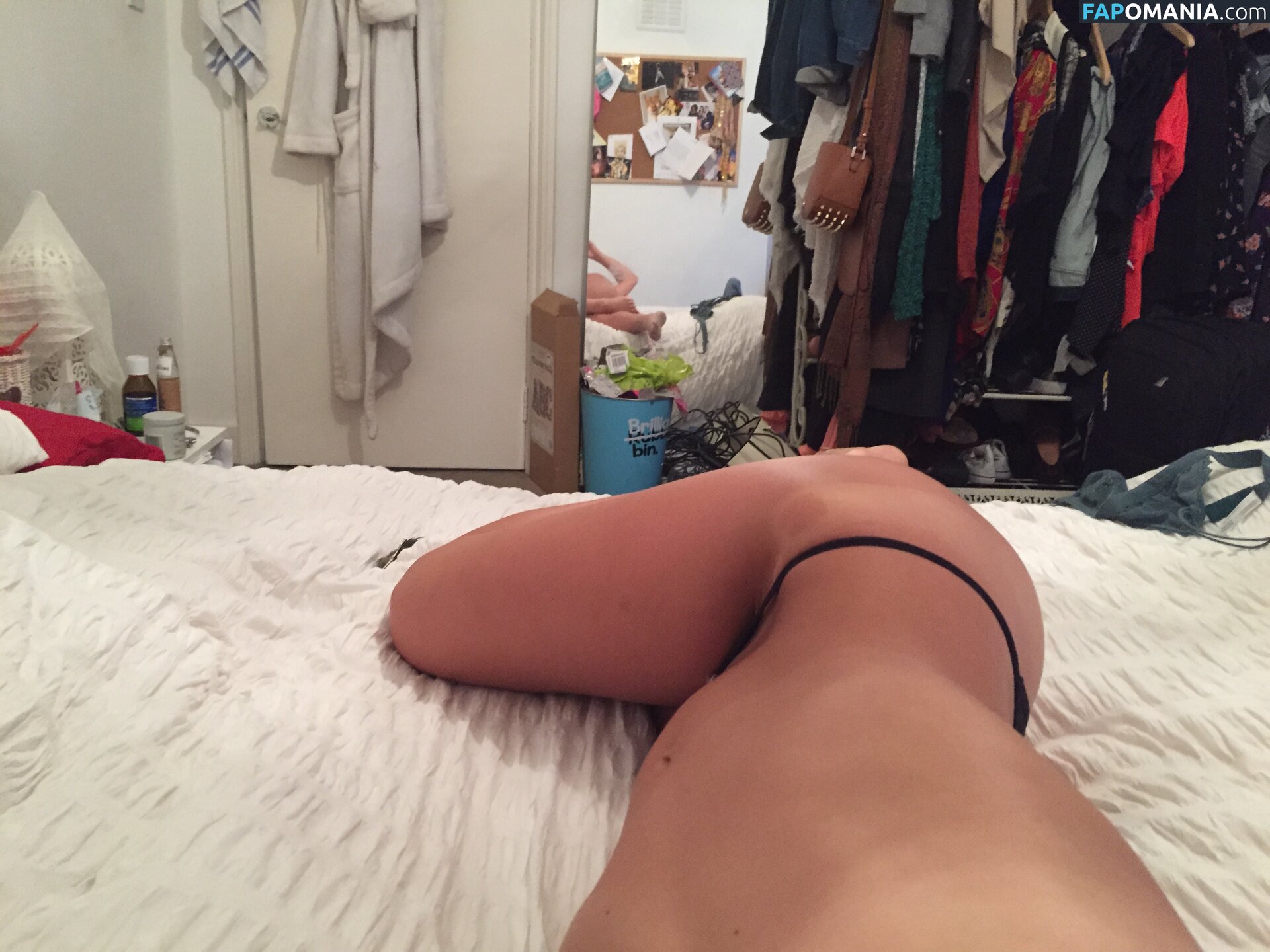 Zizi Strallen Nackt Geleaktes Foto #24