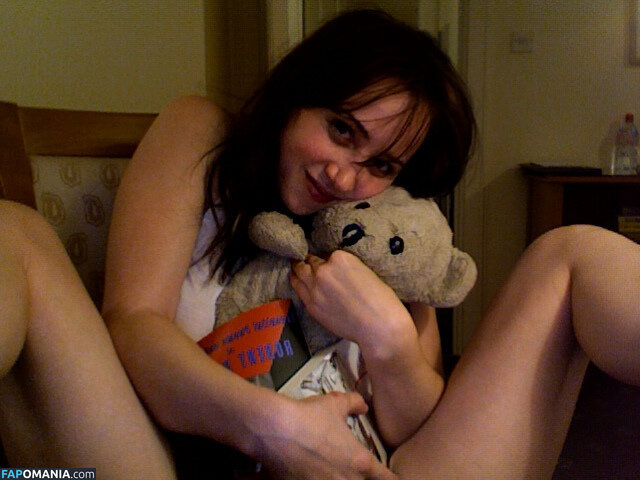 Zoe Kazan Nackt Geleaktes Foto #15