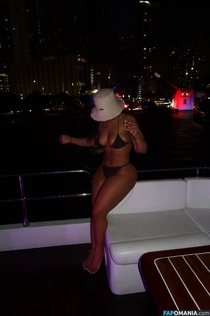 2sandz Nackt OnlyFans  Geleaktes Foto #9