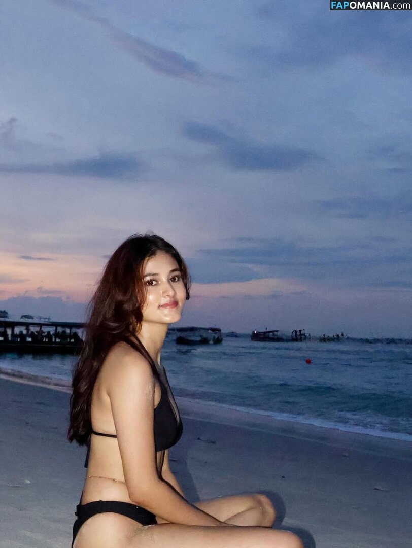 Aayushi Verma / aayushiivermaa Nackt OnlyFans  Geleaktes Foto #12