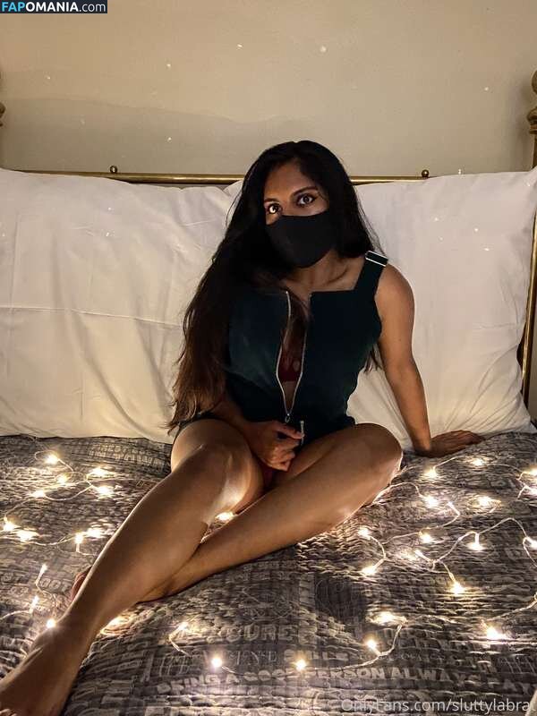 Adhana / sluttylabrat Nackt OnlyFans  Geleaktes Foto #3