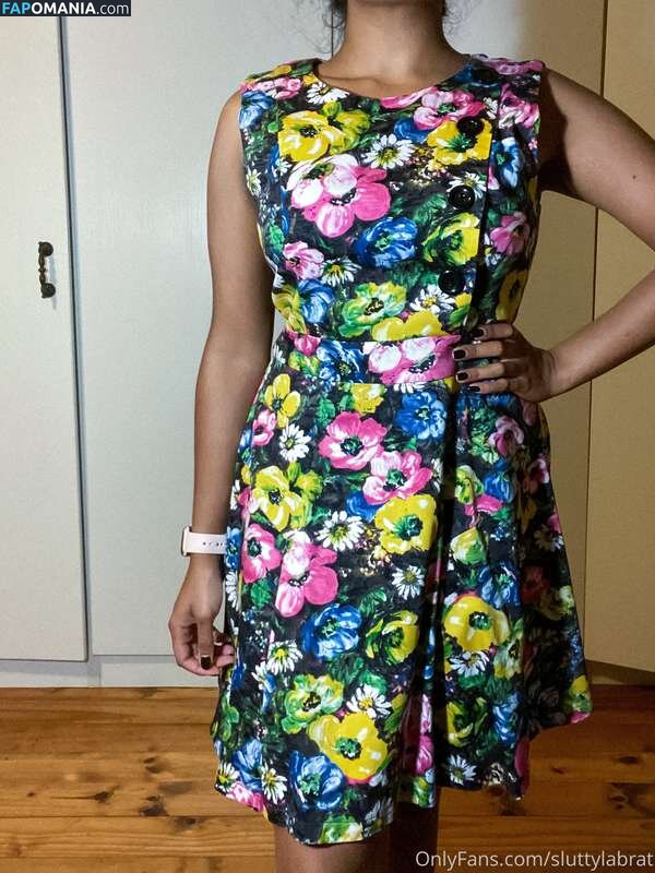 Adhana / sluttylabrat Nackt OnlyFans  Geleaktes Foto #13