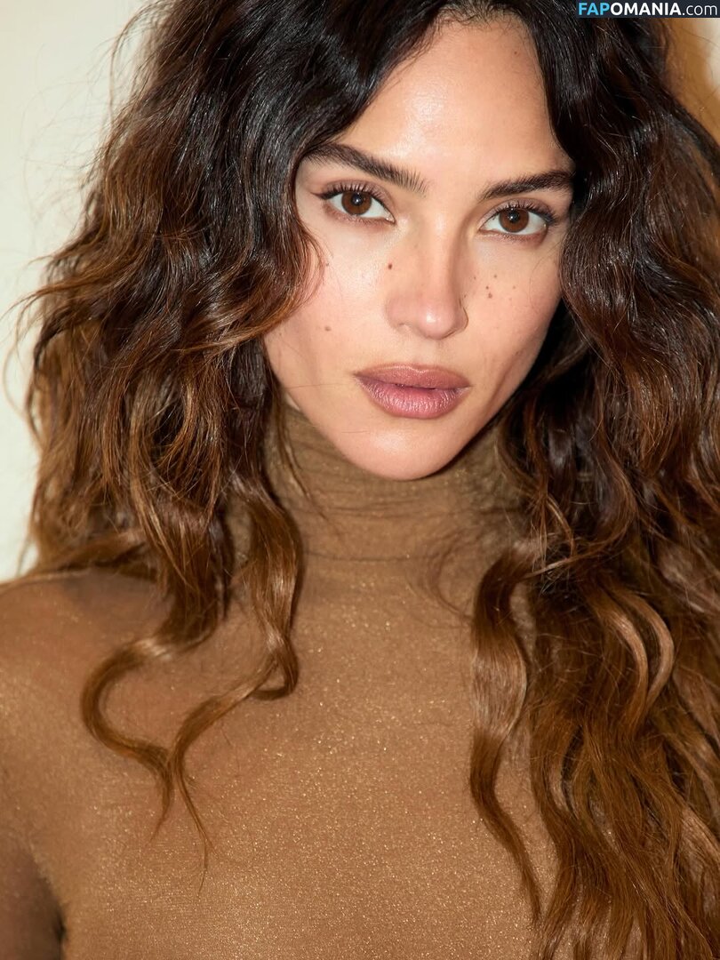 Adria Arjona / adriaarjona Nackt OnlyFans  Geleaktes Foto #2