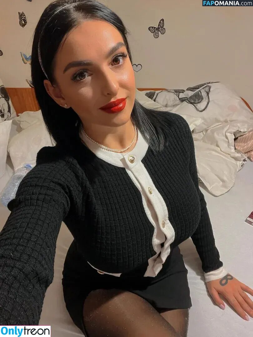 Adriana Donici Nackt OnlyFans  Geleaktes Foto #2