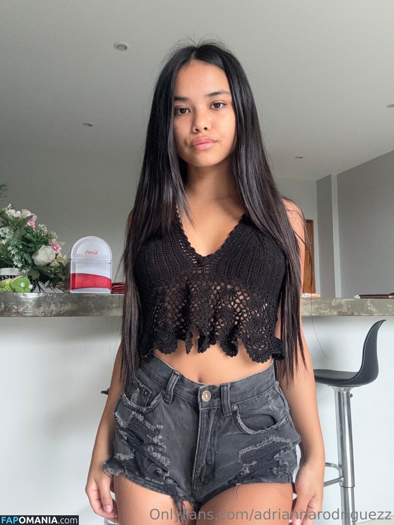 adriannarodrgz / adriannarodriguezz Nackt OnlyFans  Geleaktes Foto #11