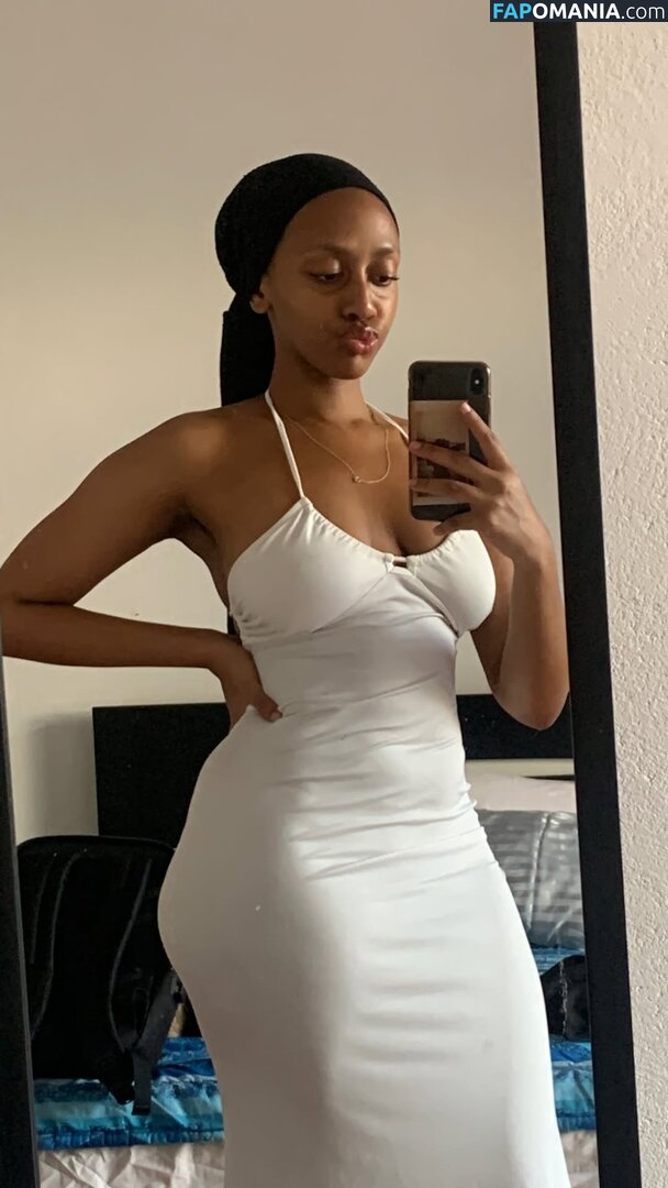 African Booty Meat / curvyandnatural Nackt OnlyFans  Geleaktes Foto #1