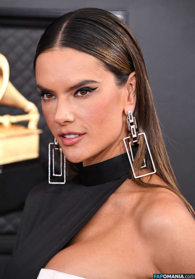 Alessandra / Alessandra Ambrosio / aleambrosio / alelovesanja / alessandraambrosio / https: Nackt OnlyFans  Geleaktes Foto #1598