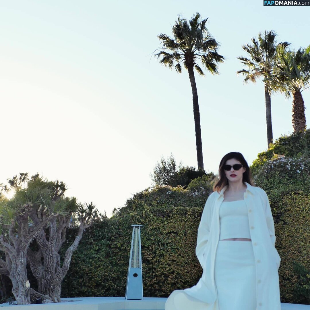 Alexandra Daddario / alexandradaddario Nackt OnlyFans  Geleaktes Foto #2068