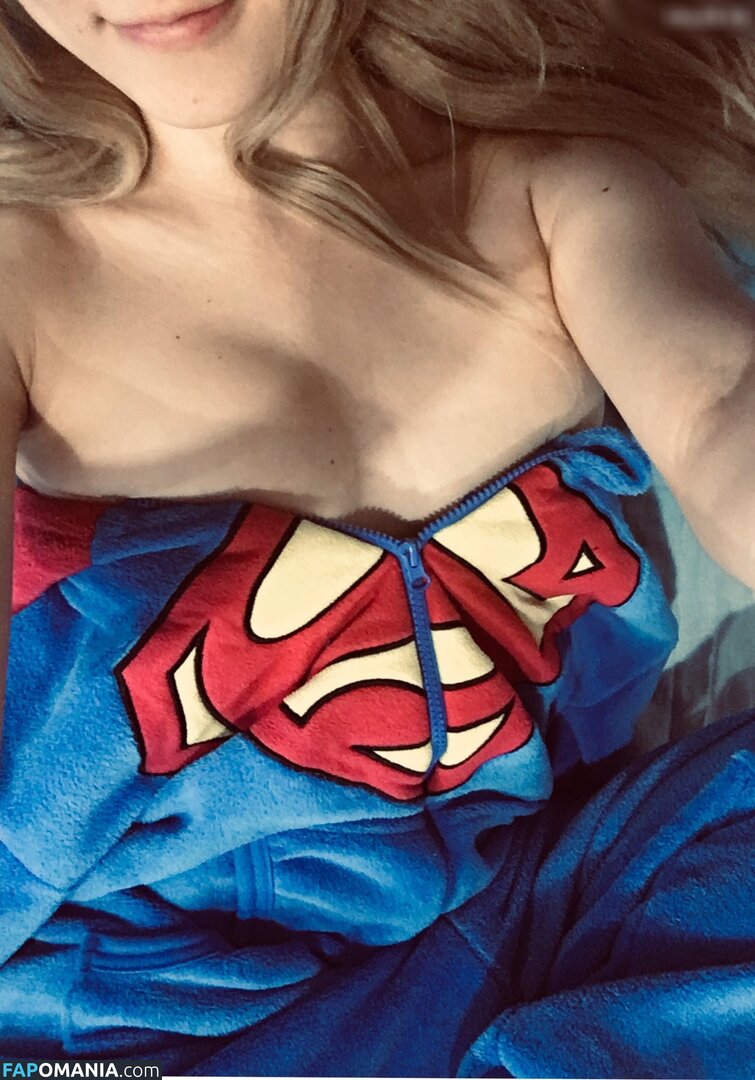 alice_kosmos / alicekosmos / alicekosmos_official Nackt OnlyFans  Geleaktes Foto #13