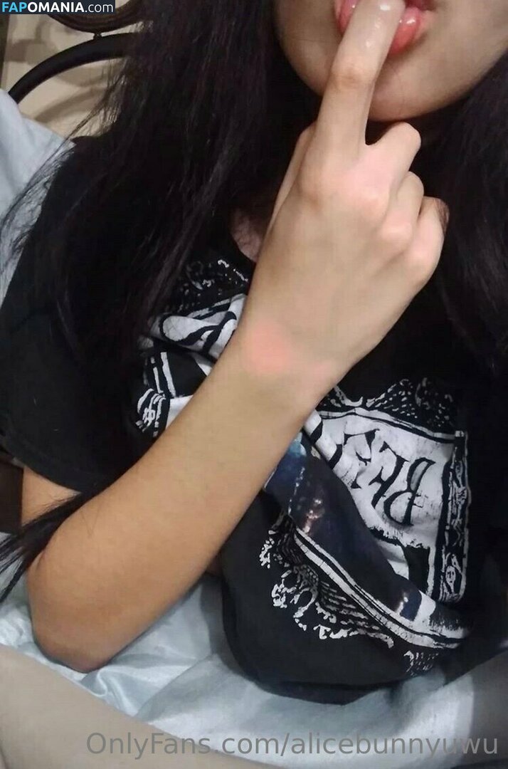 alicebluwu / alicebunnyuwu Nackt OnlyFans  Geleaktes Foto #6