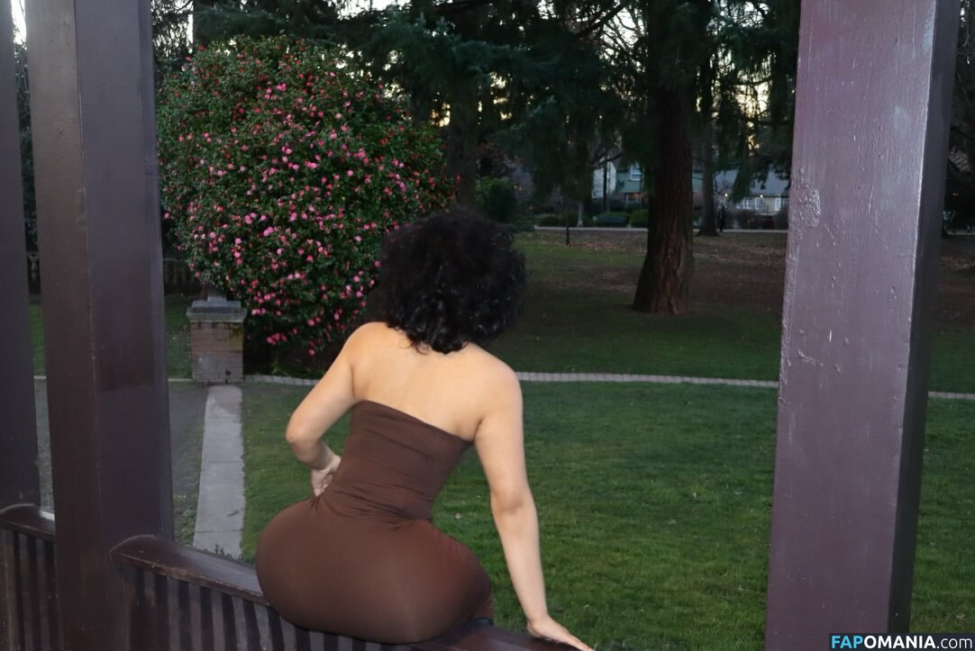 aliiyarose / aliyah1819 / rosebaby1819 Nackt OnlyFans  Geleaktes Foto #2