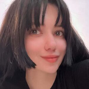 Alina Becker - Social Media