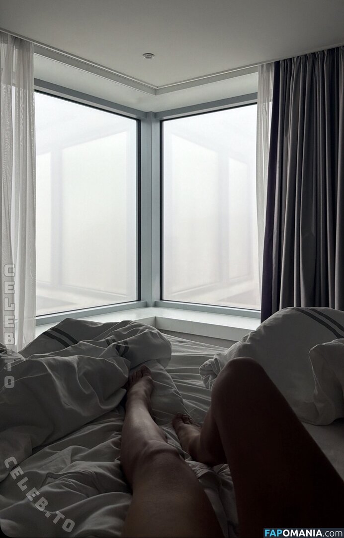 Almira Azemi / almira.azz / almirra.az Nackt OnlyFans  Geleaktes Foto #10