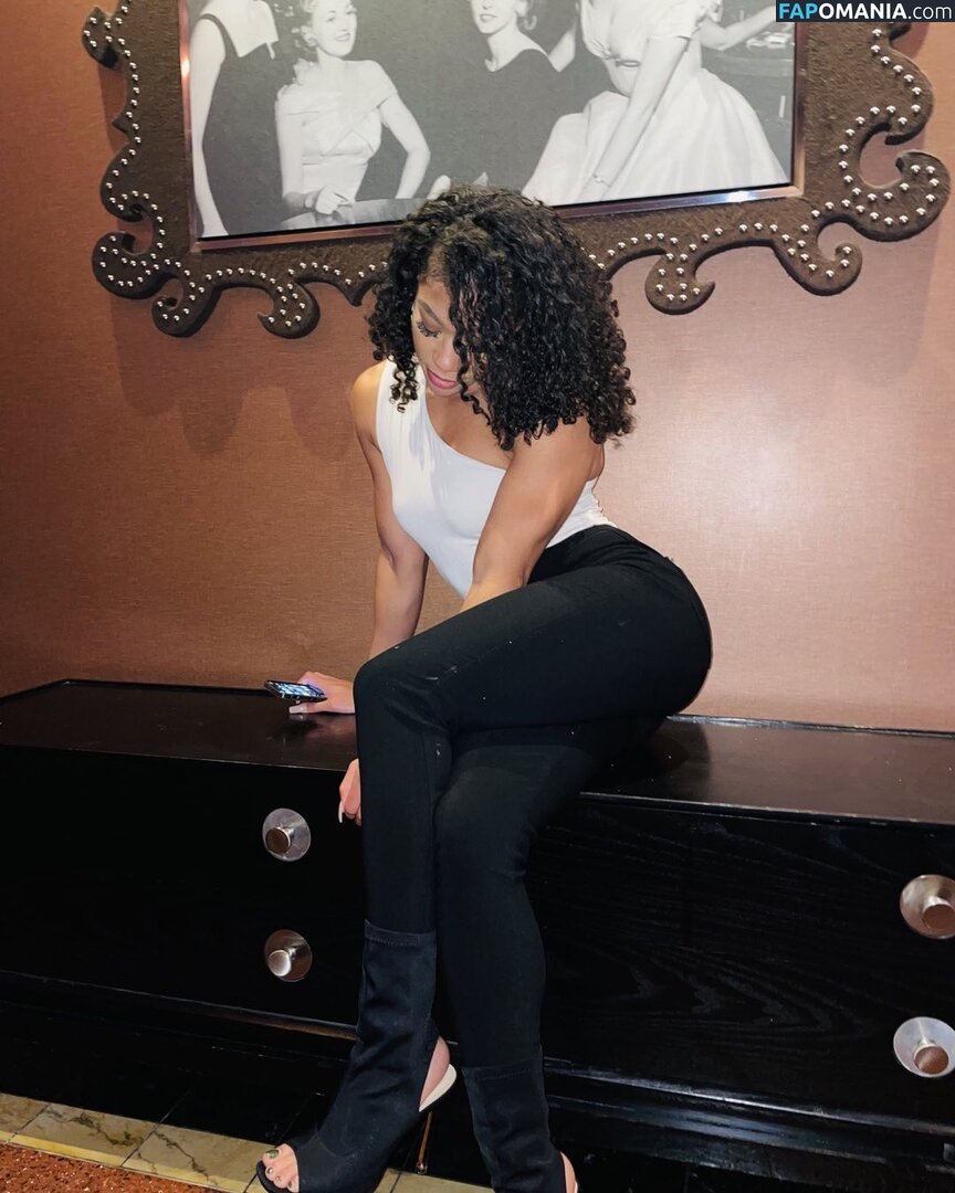 Alycia Baumgardner / alyciabaumgardner Nackt OnlyFans  Geleaktes Foto #3
