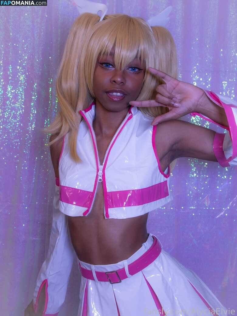 Alycia Elvie / alyciaelvie / alyciaelvie_ Nackt OnlyFans  Geleaktes Foto #1