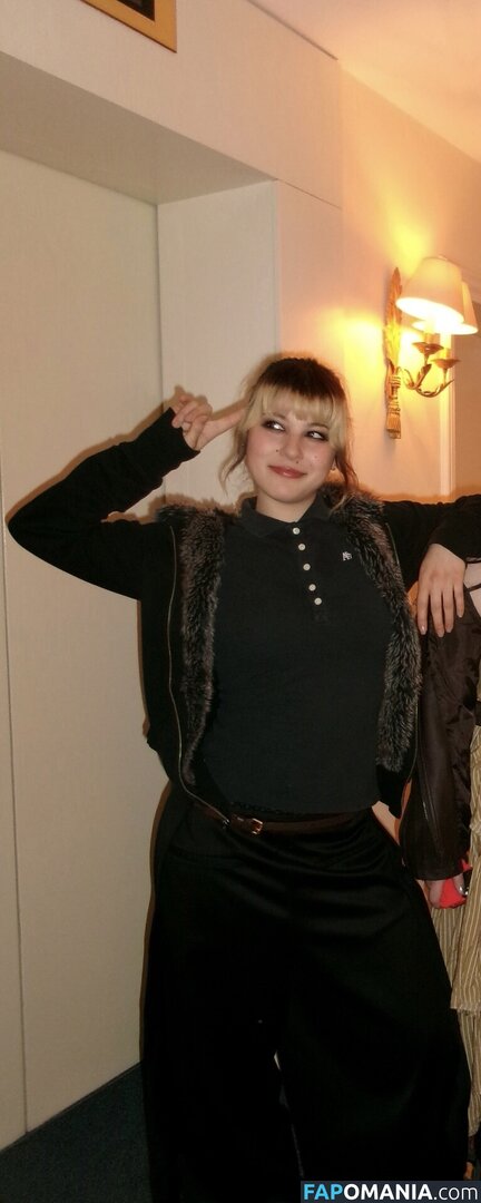 Alysa Liu / AlysaLiu / alysaxliu / https: Nackt OnlyFans  Geleaktes Foto #11