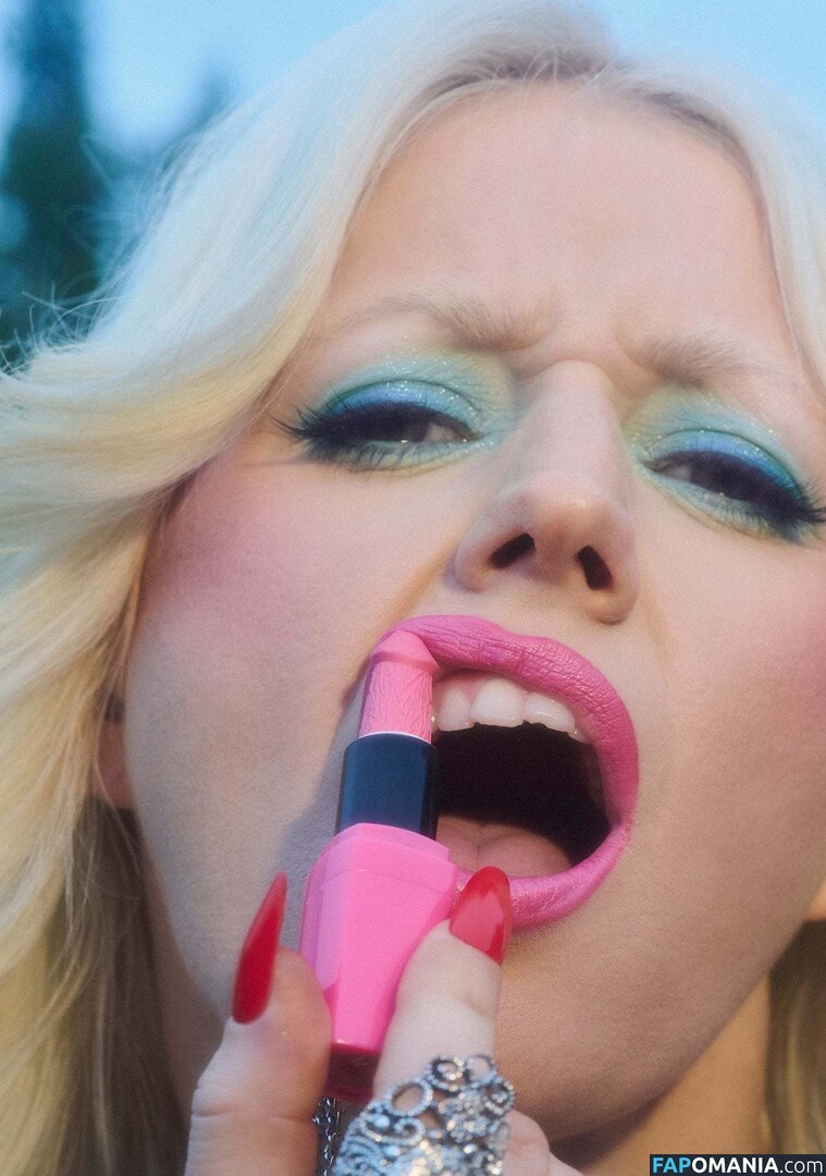 Amy Taylor / Amyl And The Sniffers / amytaylor / caltexcowgirll Nackt OnlyFans  Geleaktes Foto #10