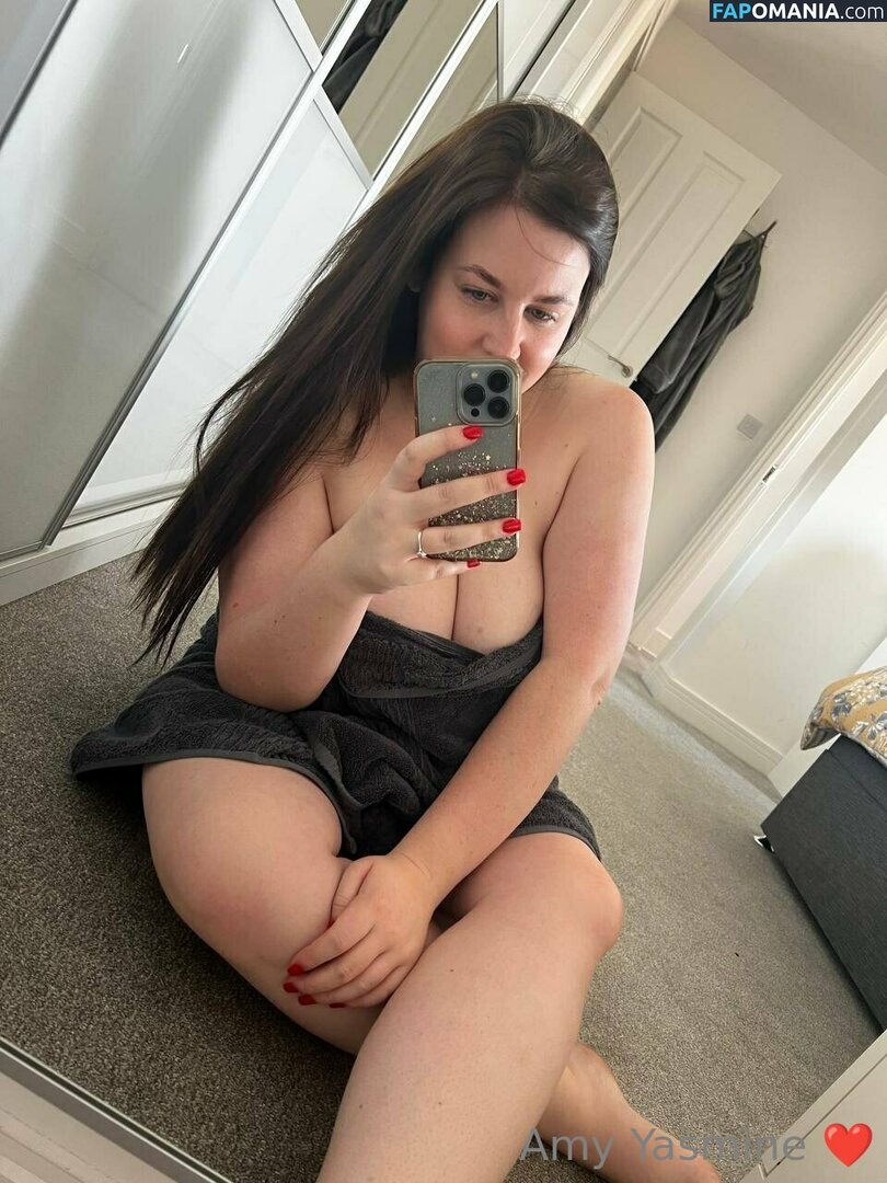 amy-yasmine / amyyasmine_ Nackt OnlyFans  Geleaktes Foto #9