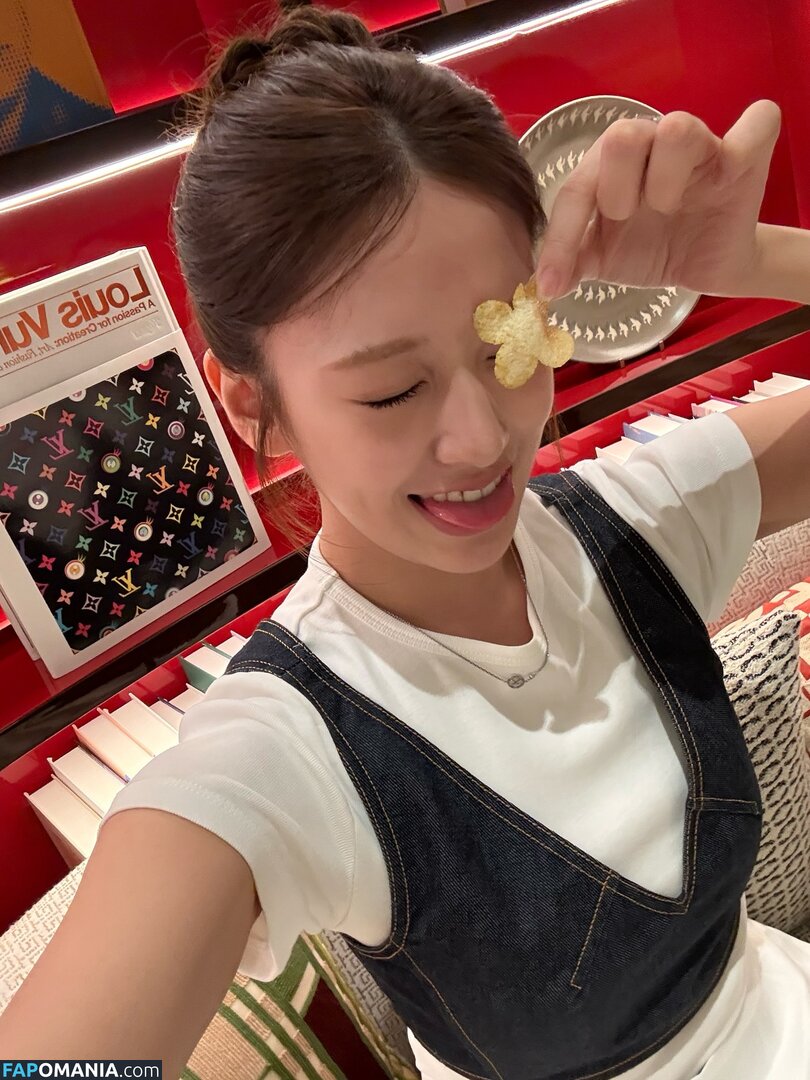 An IVE / An Yujin 안유진 | / _yujin_an Nackt OnlyFans  Geleaktes Foto #5