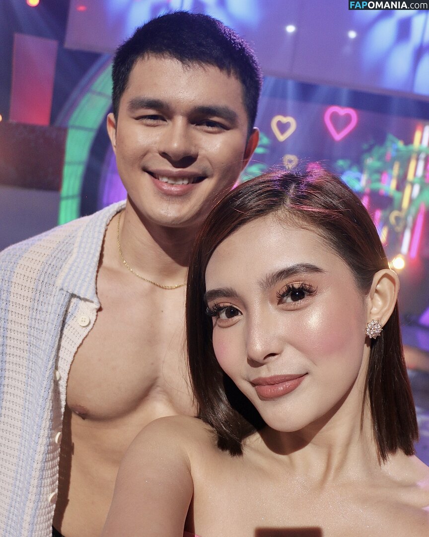 Analyn Barro Nackt OnlyFans  Geleaktes Foto #1