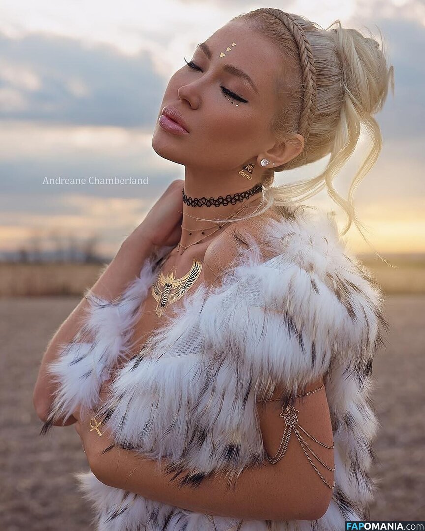 Andreane Chamberland / AndreaneC Nackt OnlyFans  Geleaktes Foto #5