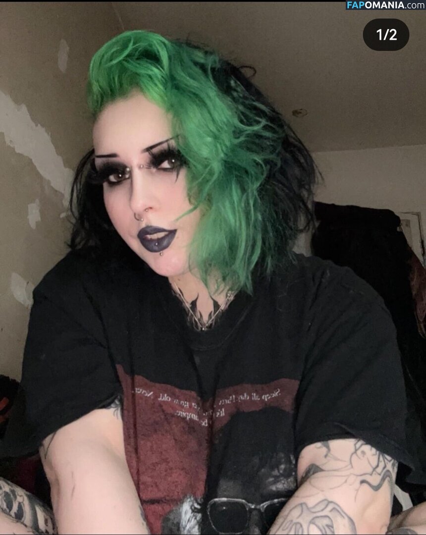 angel_bitxh / angelbitxh_ Nackt OnlyFans  Geleaktes Foto #1