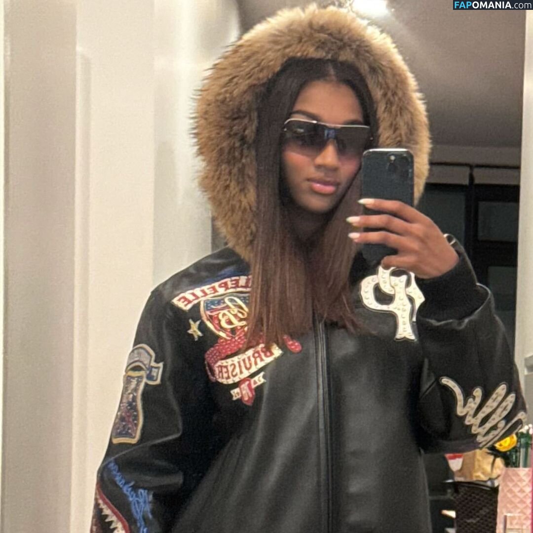 Angel Reese / Reese10Angel / angelreese10 / angelreesecenter Nackt OnlyFans  Geleaktes Foto #6