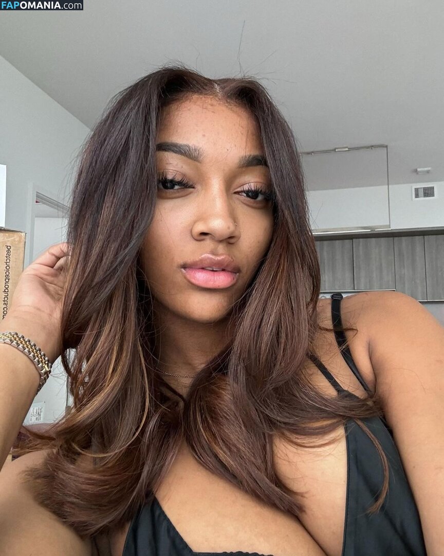 Angel Reese / Reese10Angel / angelreese10 / angelreesecenter Nackt OnlyFans  Geleaktes Foto #19