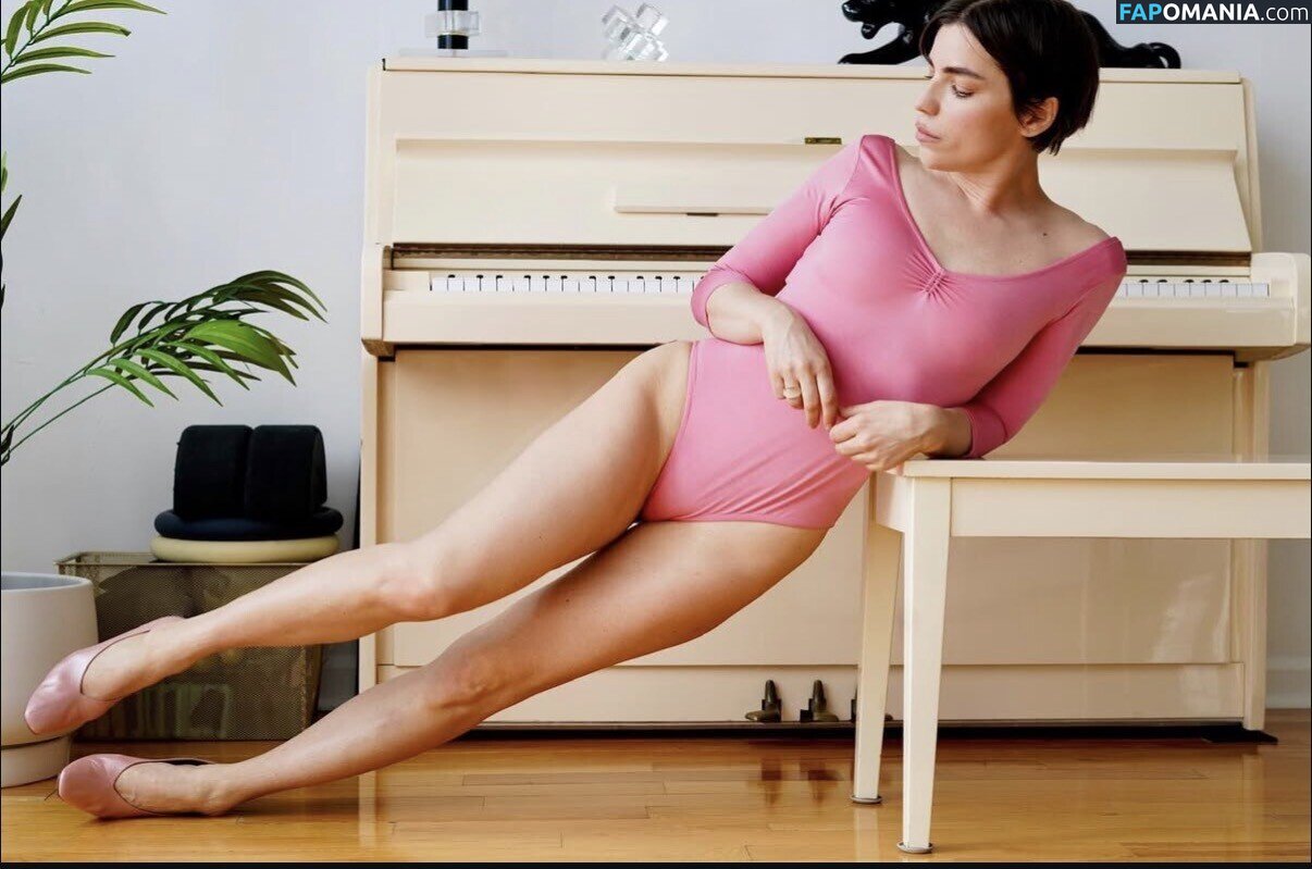Angela Trimbur / angelatrimbur / angelatrimburdance Nackt OnlyFans  Geleaktes Foto #25