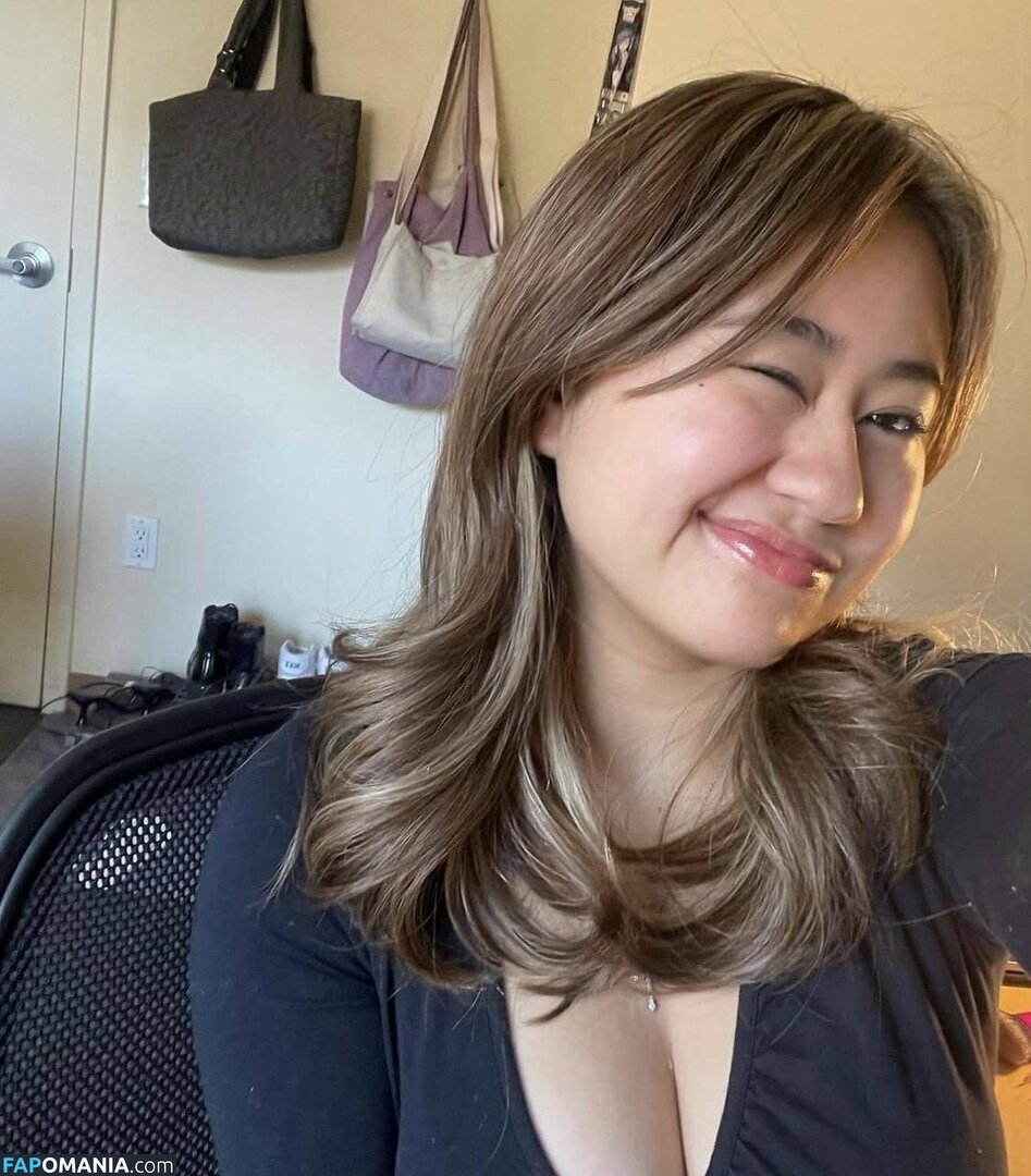 Angie Nguyen Nackt OnlyFans  Geleaktes Foto #3