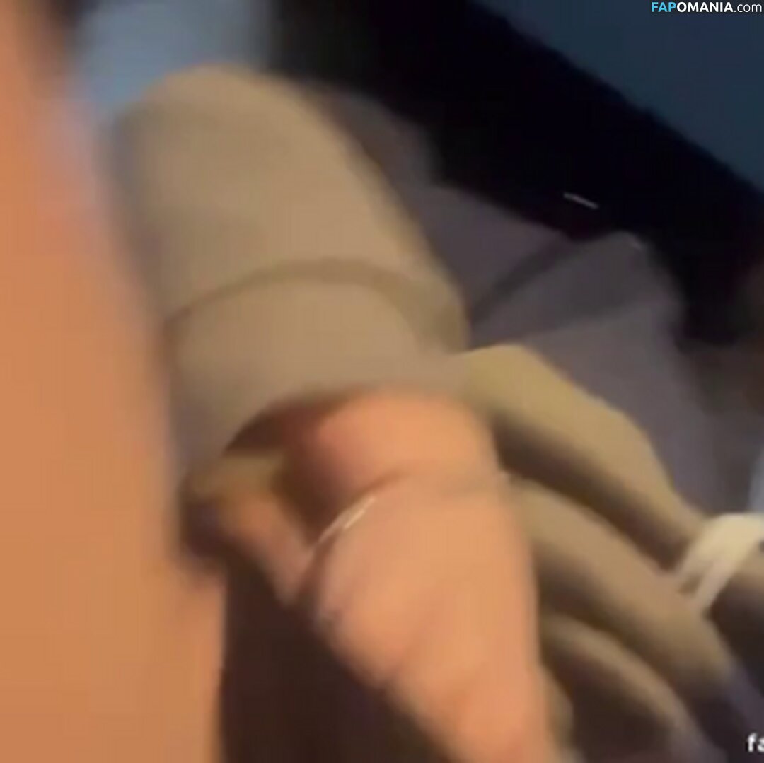 Annaloredanabron Nackt OnlyFans  Geleaktes Foto #1
