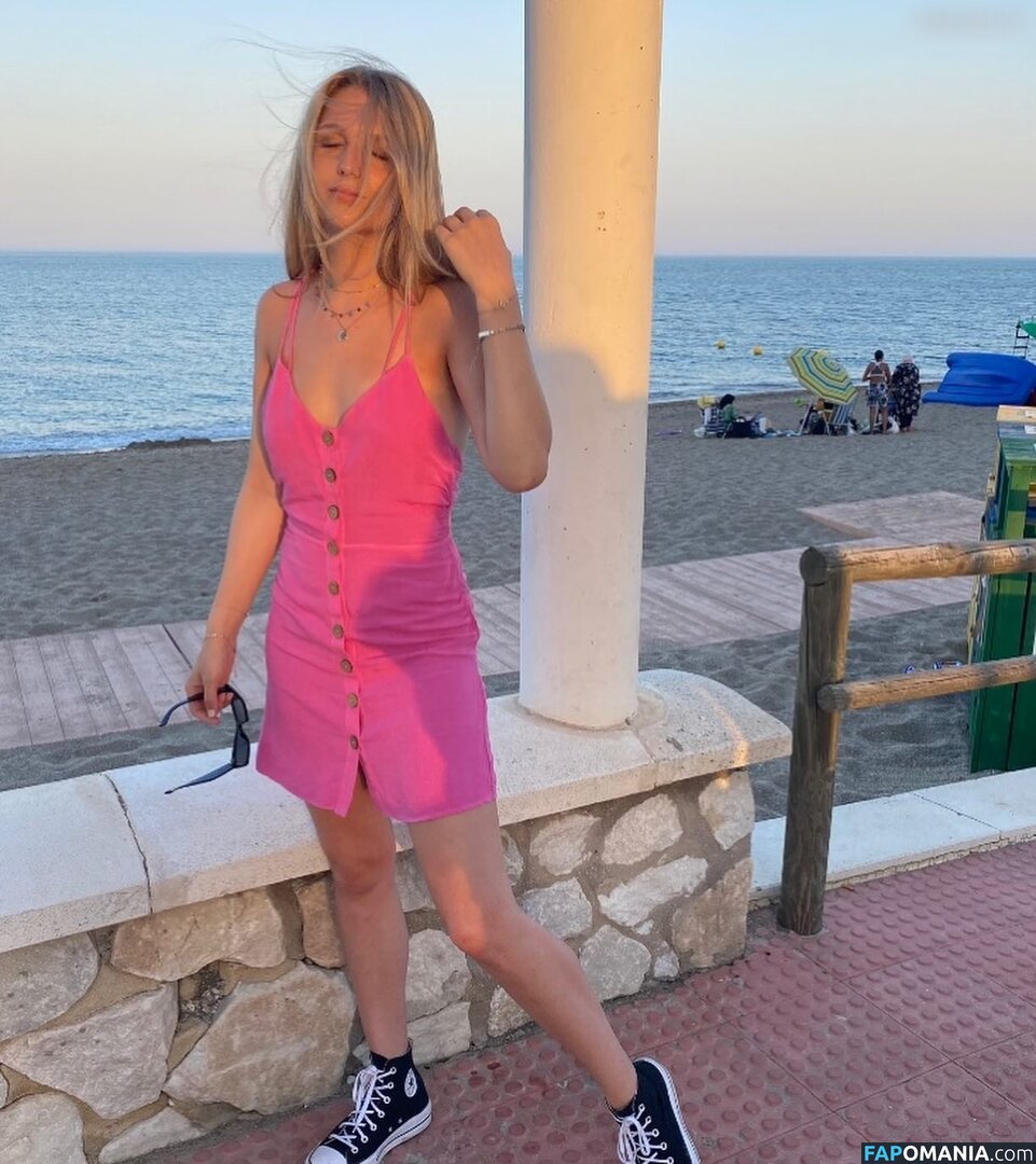 Annkatrin Waerder (ankiwadr) Nackt OnlyFans  Geleaktes Foto #9