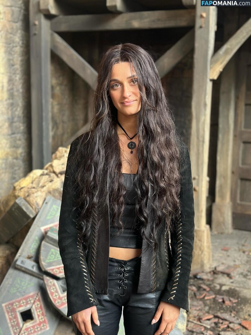 Anya Chalotra / anyachalotra Nackt OnlyFans  Geleaktes Foto #4