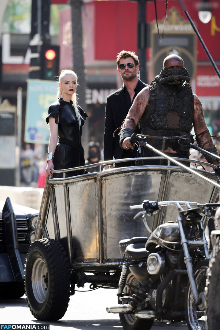 Anya Taylor-Joy / anyataylorjoy / taylorjoyvip Nackt OnlyFans  Geleaktes Foto #2086