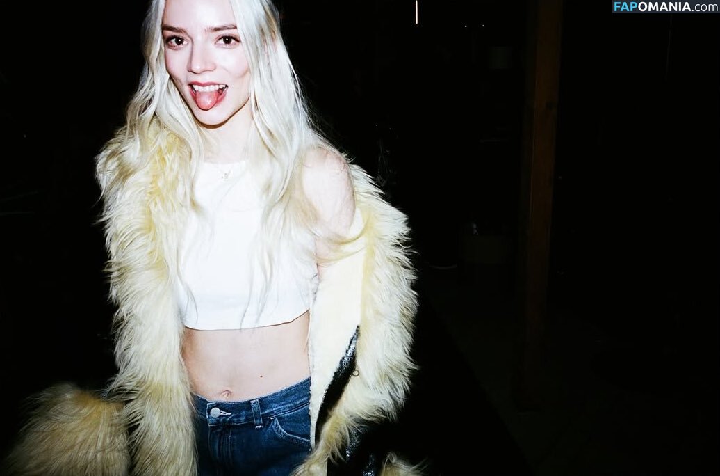 Anya Taylor-Joy / anyataylorjoy / taylorjoyvip Nackt OnlyFans  Geleaktes Foto #2144