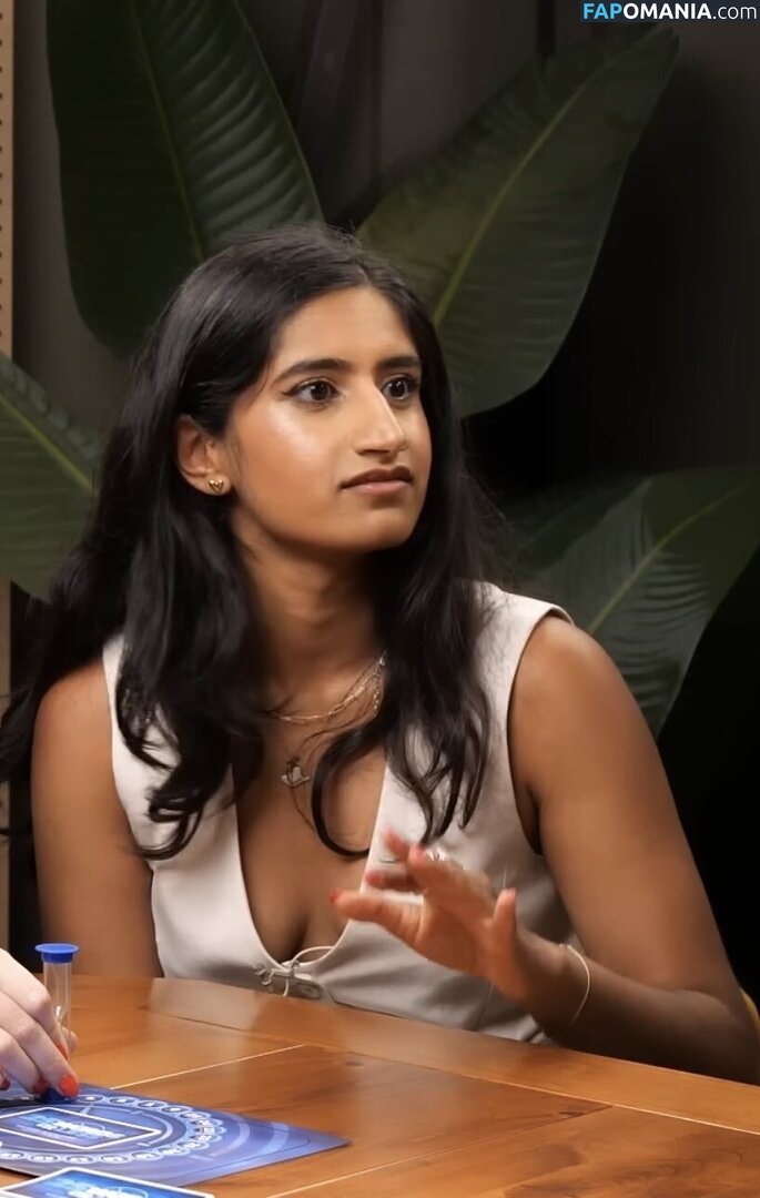 Arasha Lalani / arashalalani / arashalalani_ Nackt OnlyFans  Geleaktes Foto #2