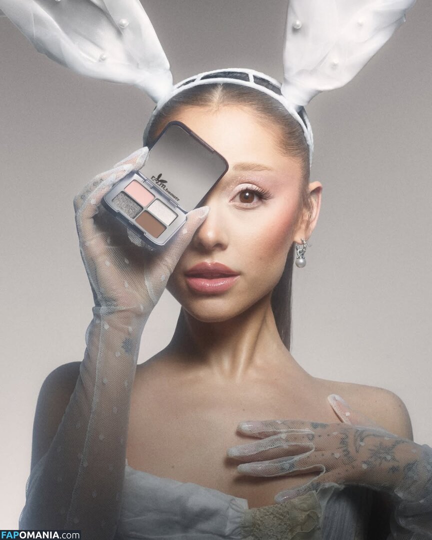 Ariana Grande / arianagrande Nackt OnlyFans  Geleaktes Foto #6