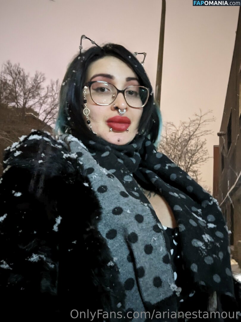 Ariane Saint Amour / ariane_st.amour / arianestamour Nackt OnlyFans  Geleaktes Foto #2