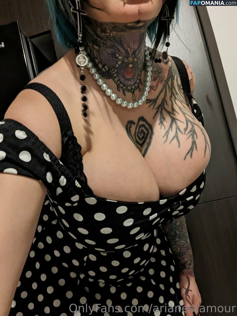 Ariane Saint Amour / ariane_st.amour / arianestamour Nackt OnlyFans  Geleaktes Foto #4